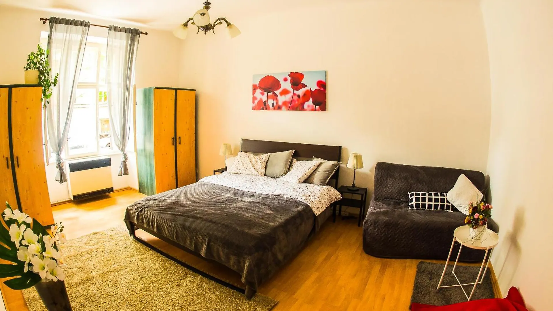 Cozy Apartment In Prague'S Best Area