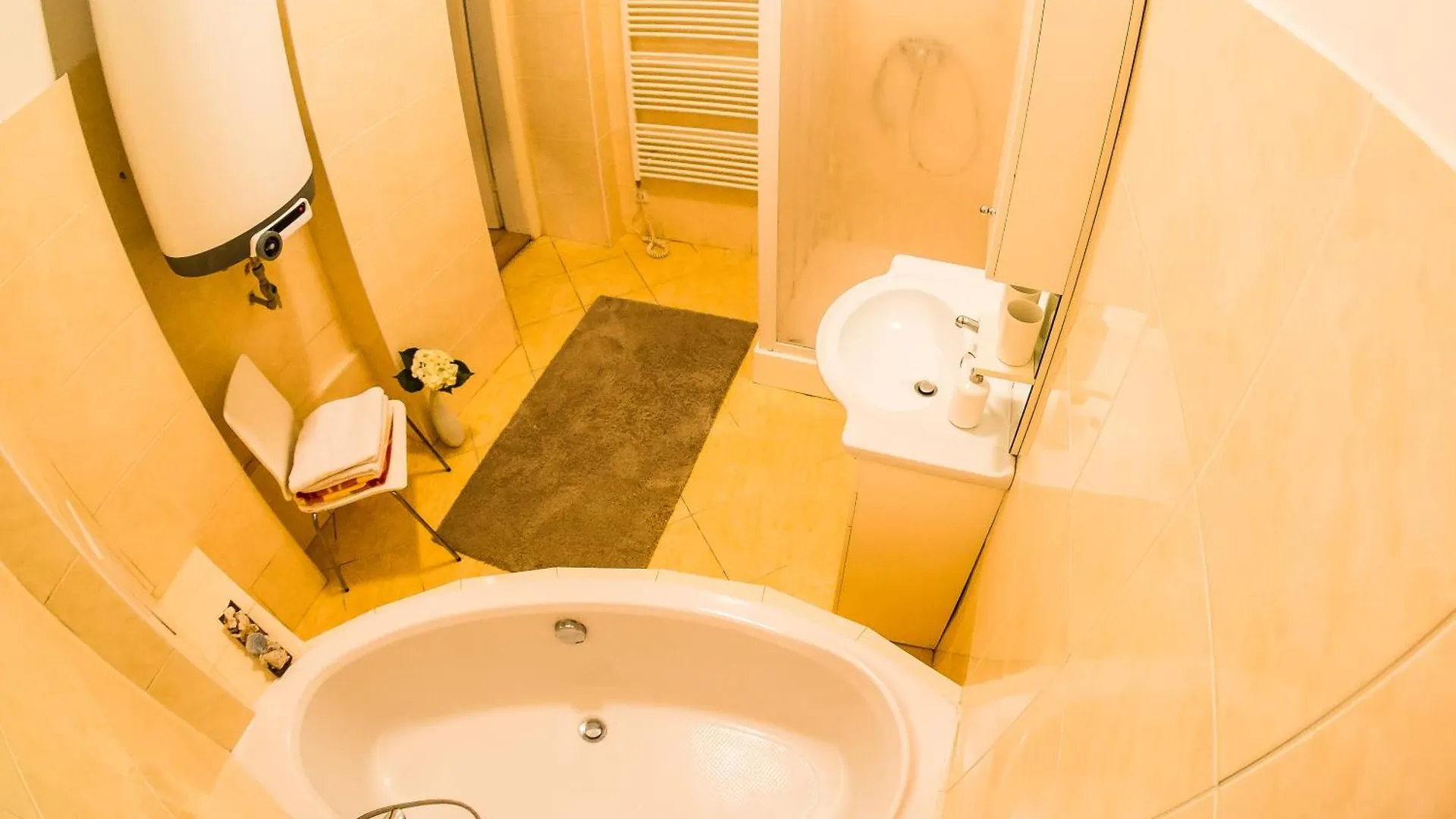 Cozy Apartment In Prague'S Best Area جمهورية التشيك